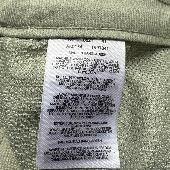 New Columbia Pants On The Go Hiking Green Size 14 Omni shield UPF Womens NWT - Picture 7 of 10